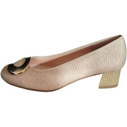 91551 zapato piel coco hebilla dorada. Zapato . Color maquillaje. Número 38. 