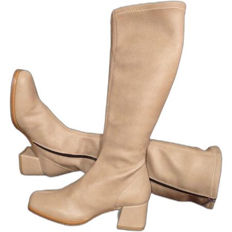 3502 bota elástica  Clowding. Bota . Color camel. Número 36. 
